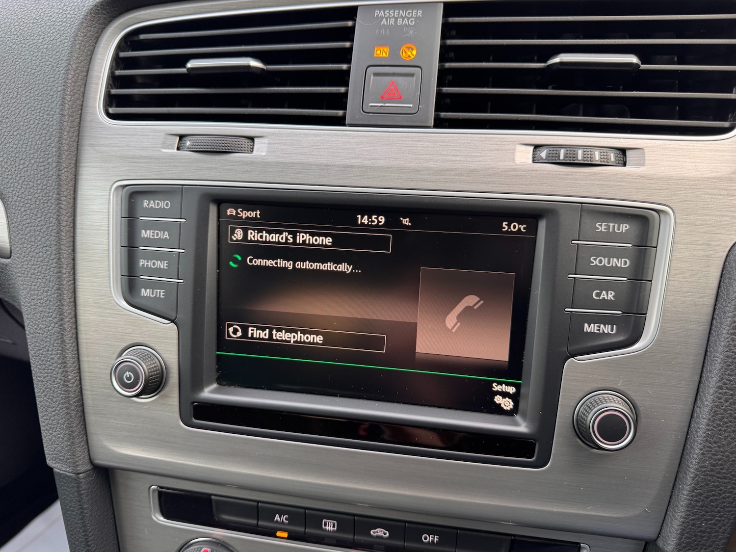 Used Volkswagen Golf 2015 for sale - 77162401: Photo 25