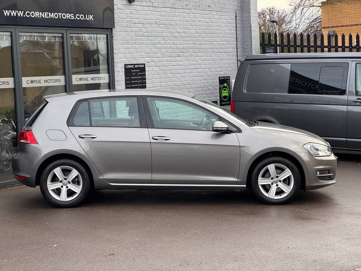 Used Volkswagen Golf 2015 for sale - 77162401: Photo 4