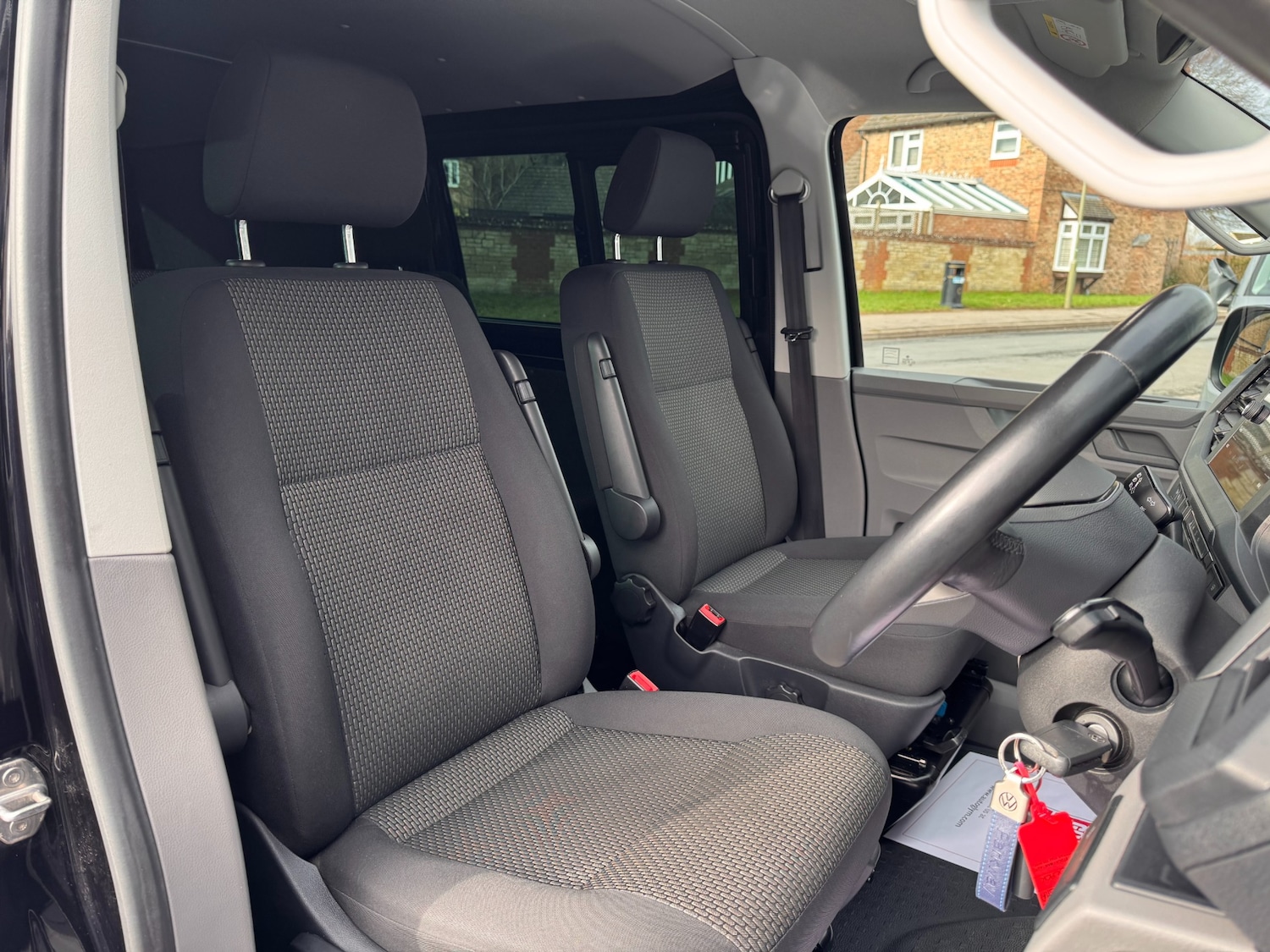 Used Volkswagen Transporter 2023 for sale - 77558477: Photo 16