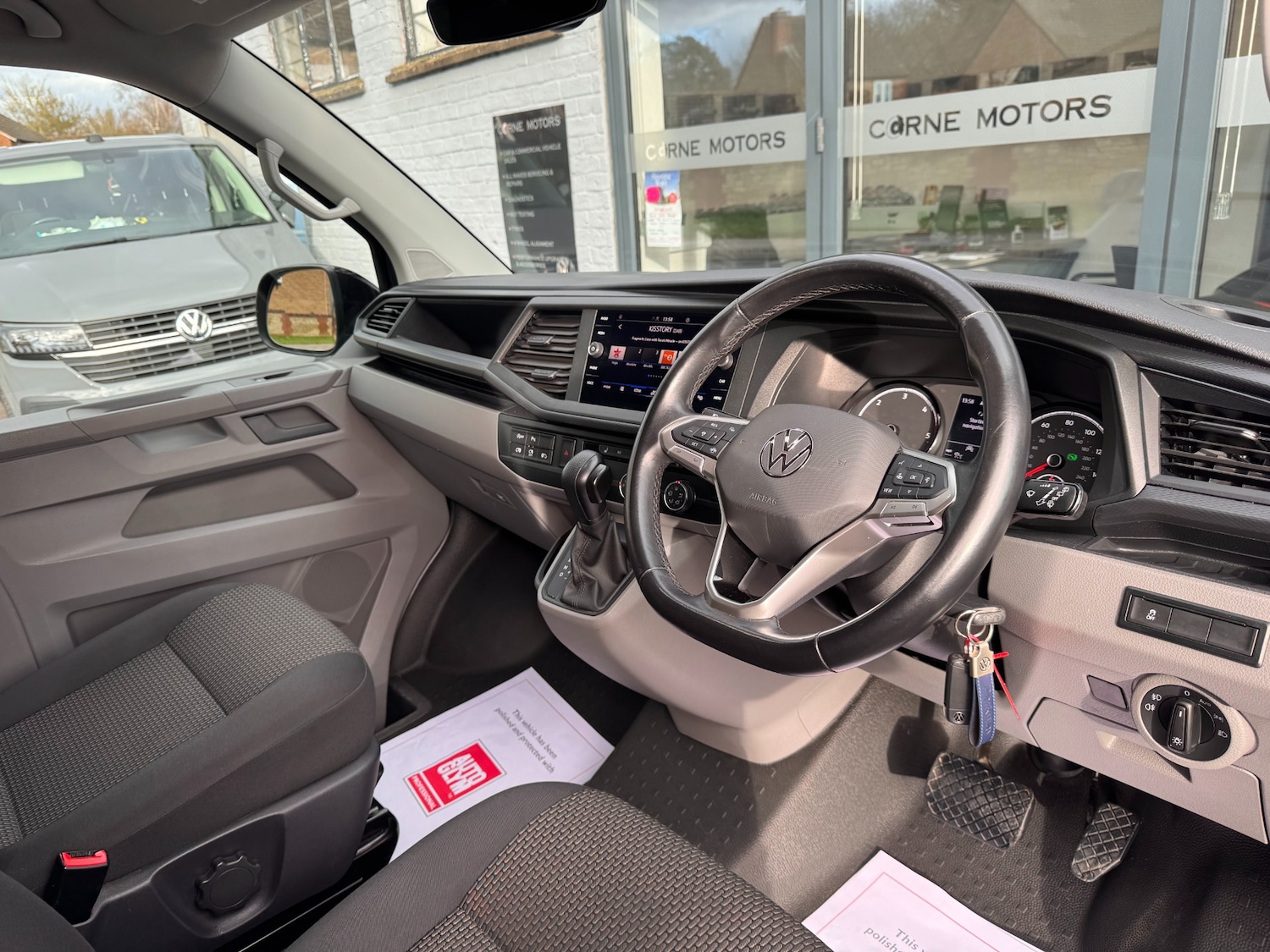 Used Volkswagen Transporter 2023 for sale - 77558477: Photo 17