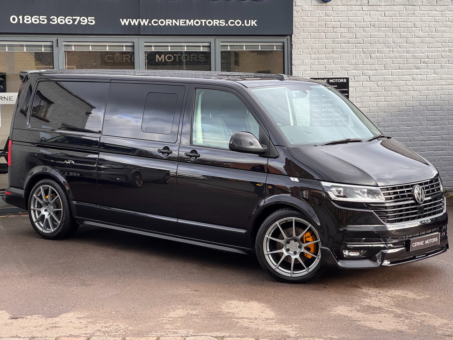 Used Volkswagen Transporter 2023 for sale - 77558477: Photo 2