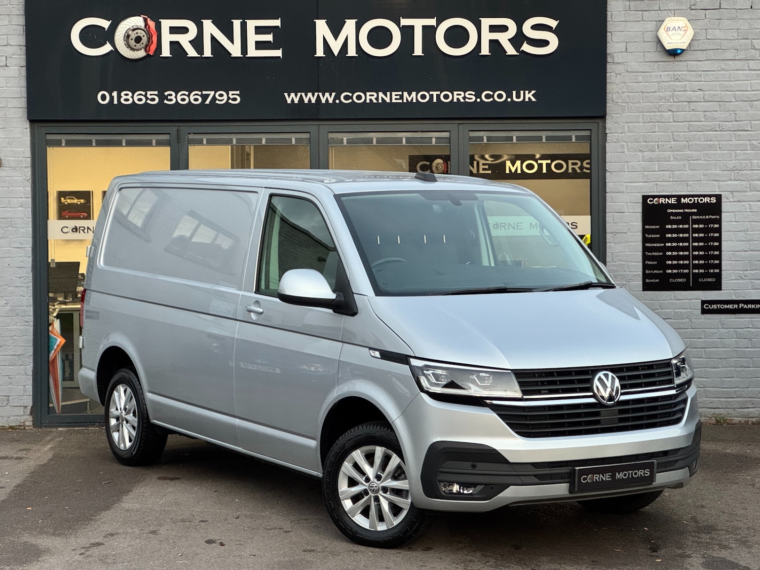 Used Volkswagen Transporter 2022 for sale - 76627363: Photo 1
