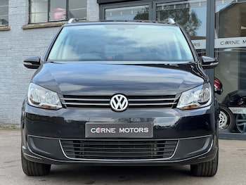 Used Volkswagen Touran 2014 for sale - 79112540: Photo