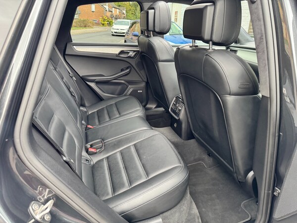 Used Porsche Macan 2018 for sale - 75706213: Photo 15