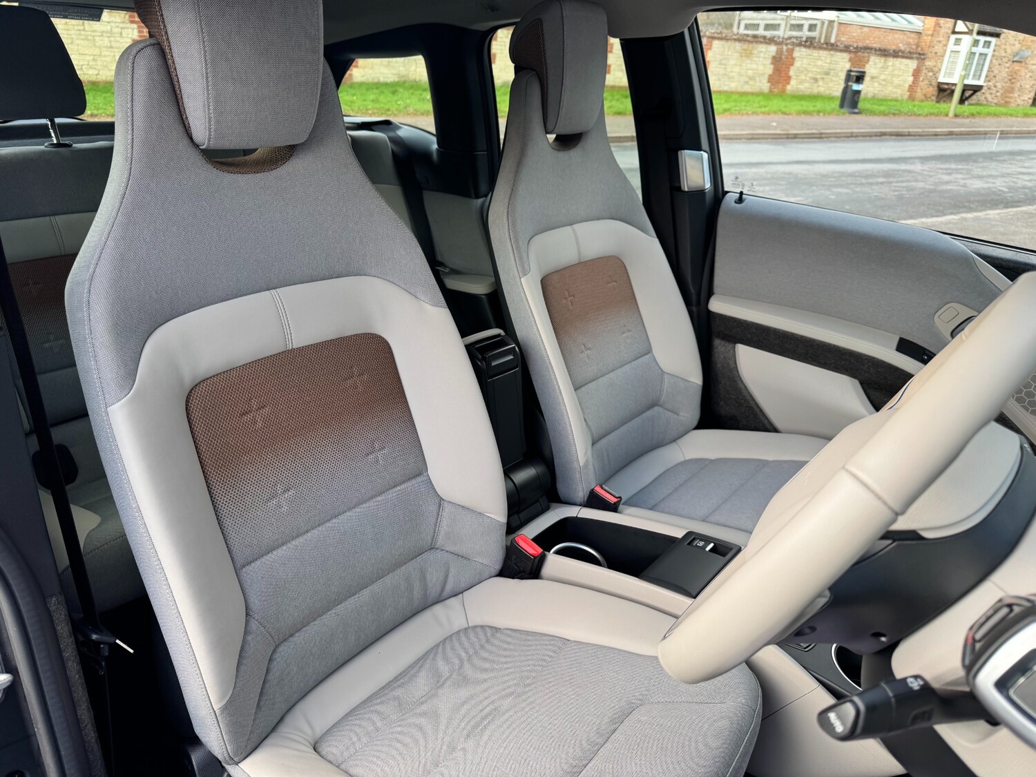 Used BMW i3 2022 for sale - 76924544: Photo 17