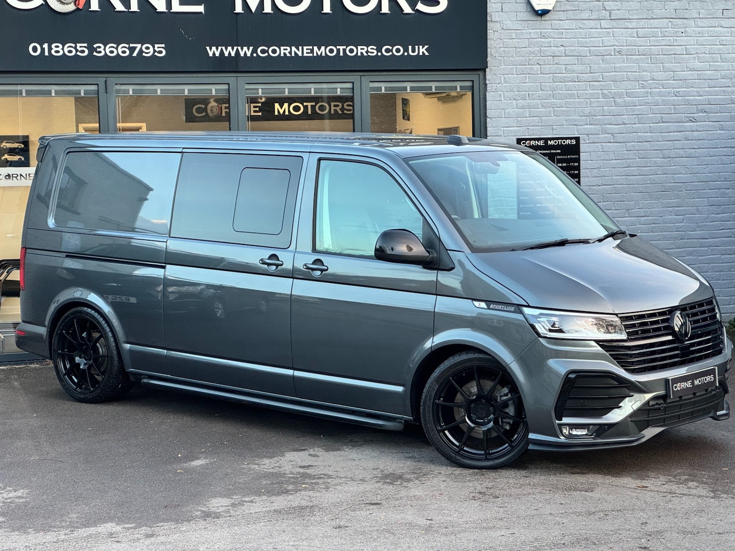 Used Volkswagen Transporter Sportline 2023 for sale - 77258640: Photo 2