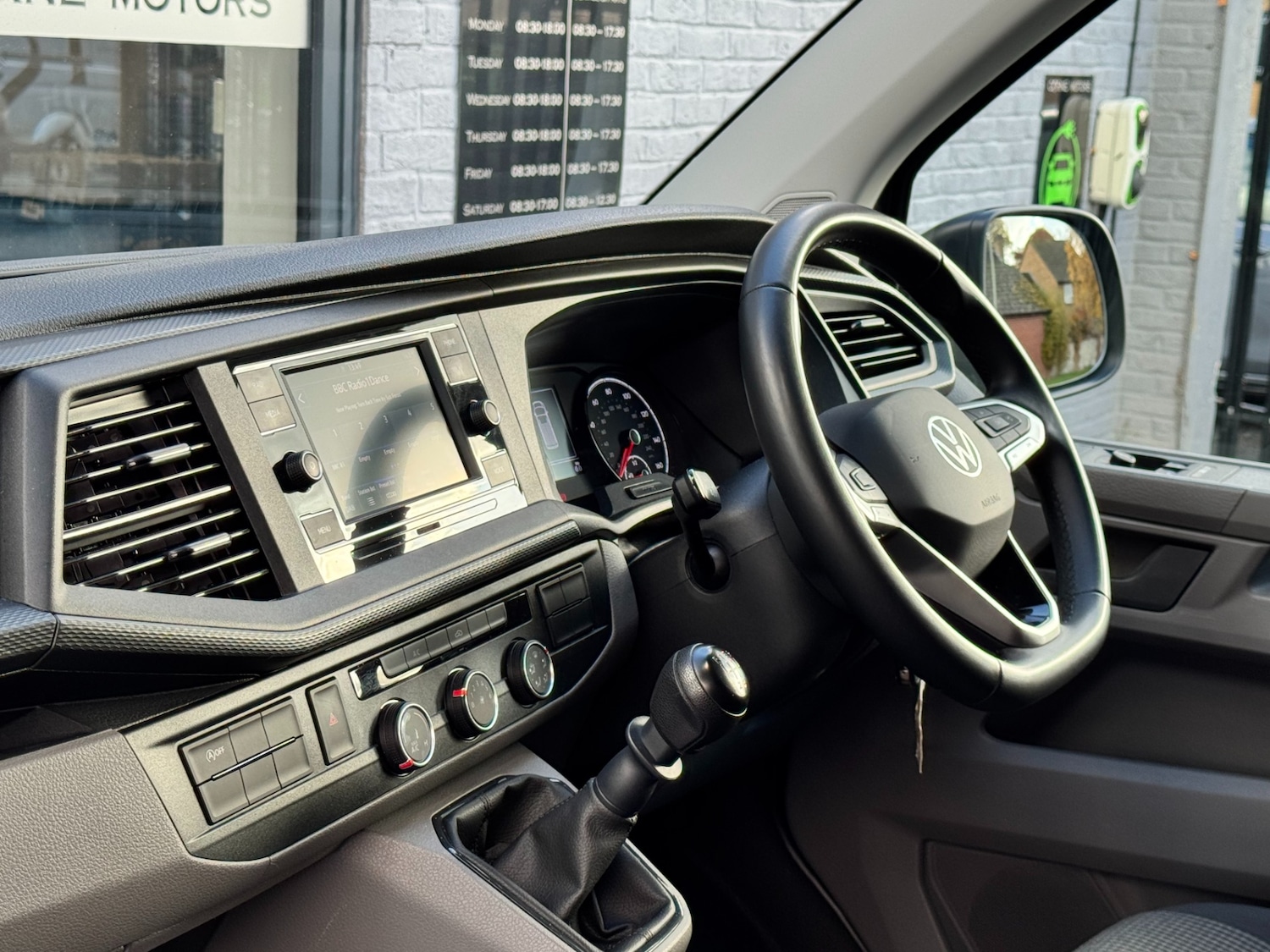 Used Volkswagen Transporter 2024 for sale - 76519281: Photo 18