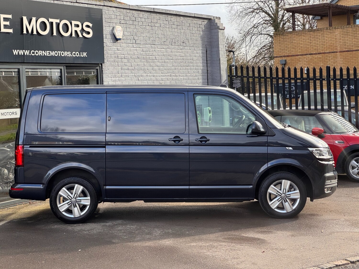Used Volkswagen Transporter 2023 for sale - 77557200: Photo 10