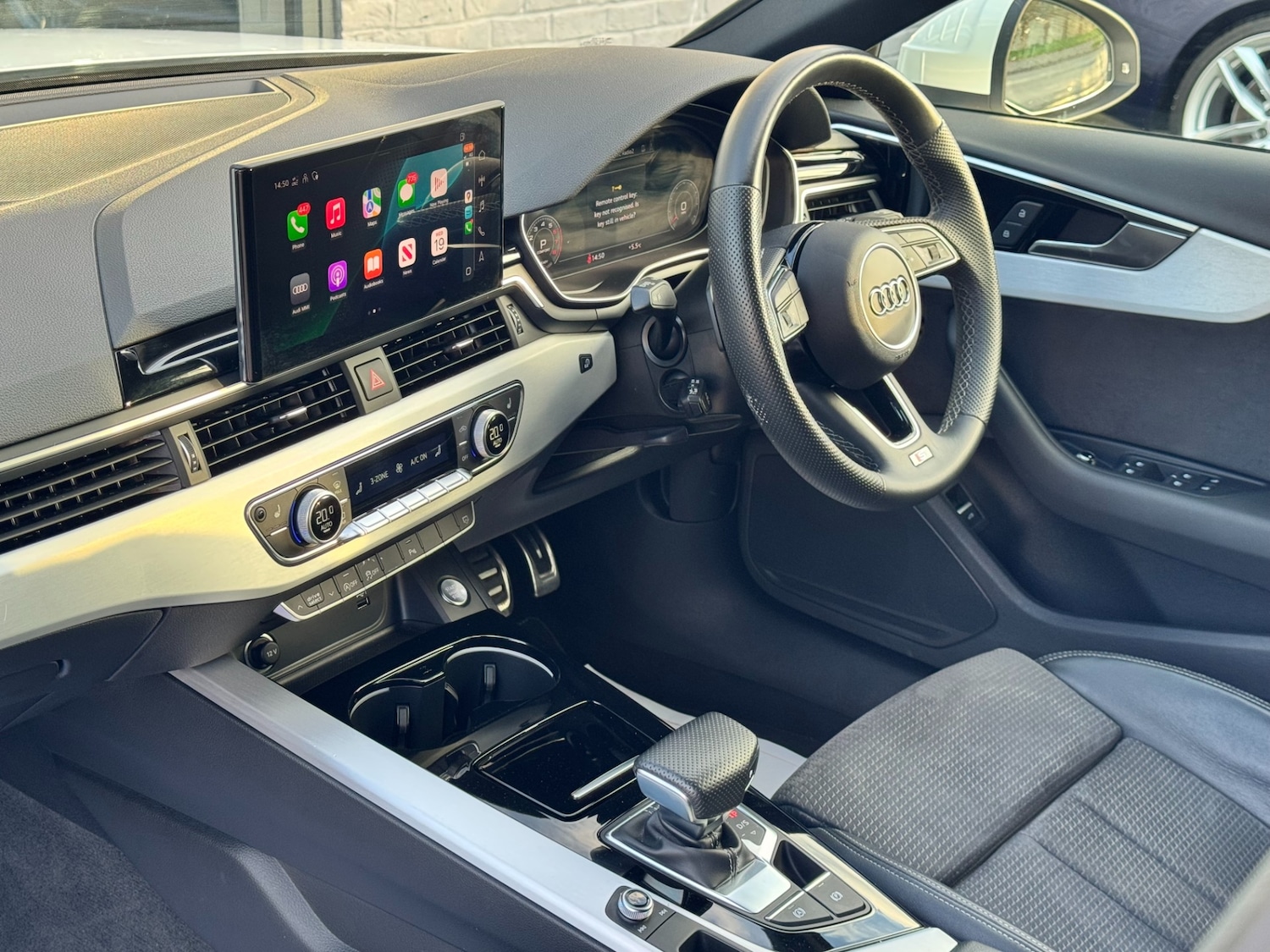 Used Audi A4 Avant 2022 for sale - 76630343: Photo 21