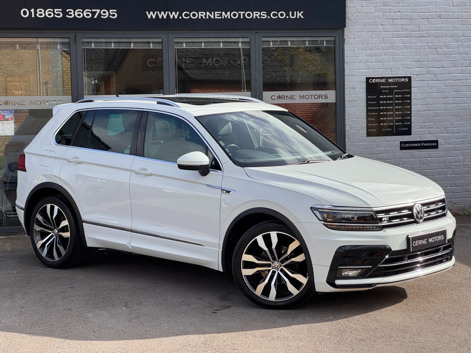 Used Volkswagen Tiguan 2018 for sale - 77735908: Photo 2