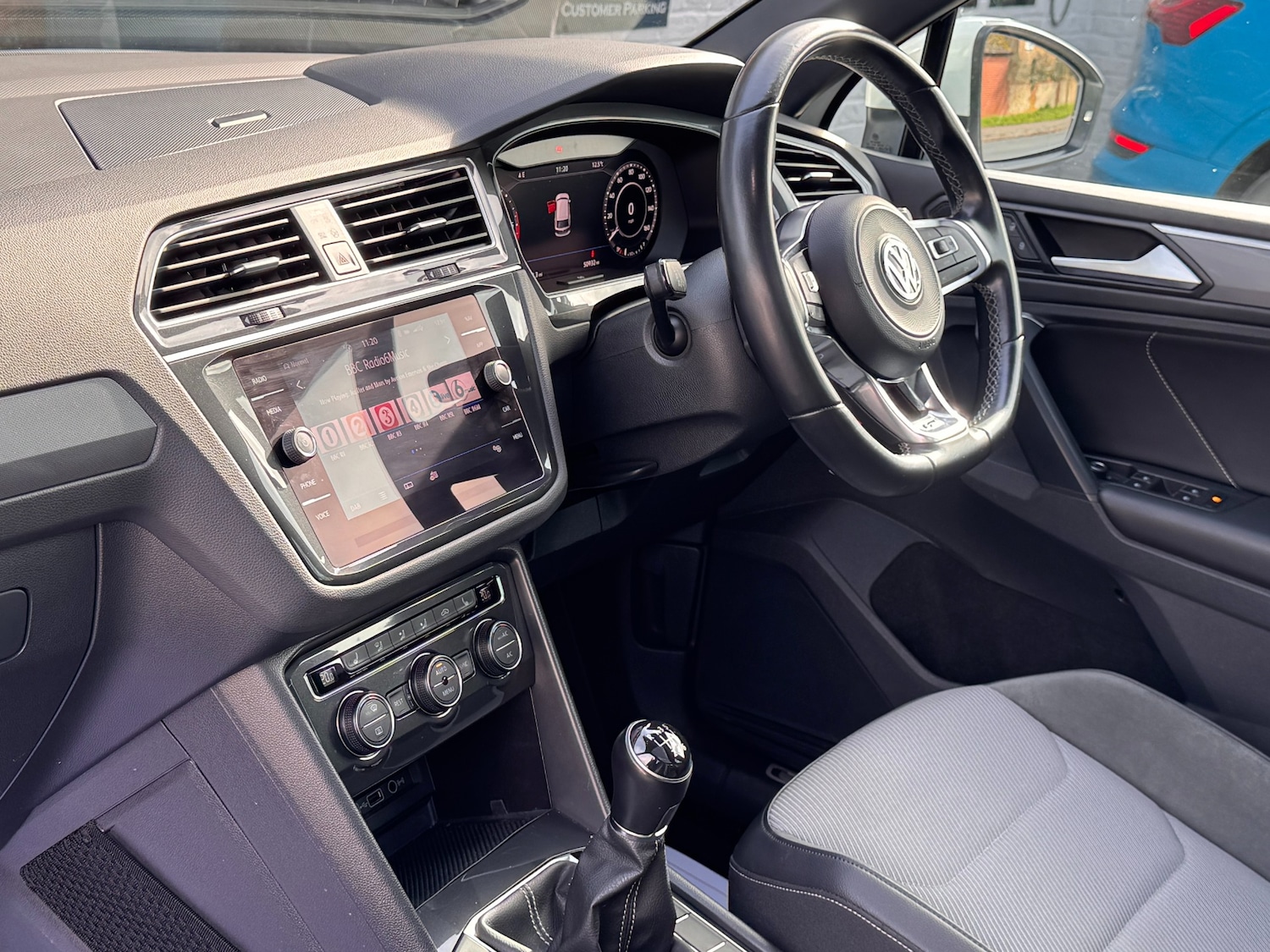 Used Volkswagen Tiguan 2018 for sale - 77735908: Photo 21