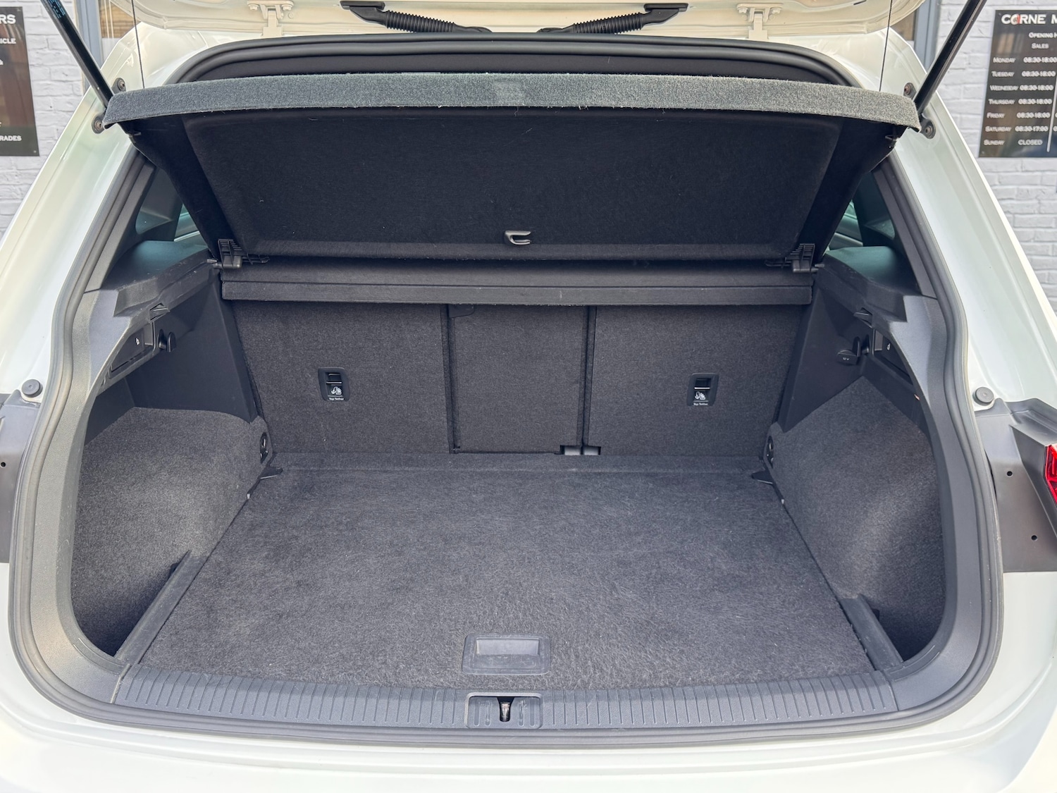 Used Volkswagen Tiguan 2018 for sale - 77735908: Photo 22