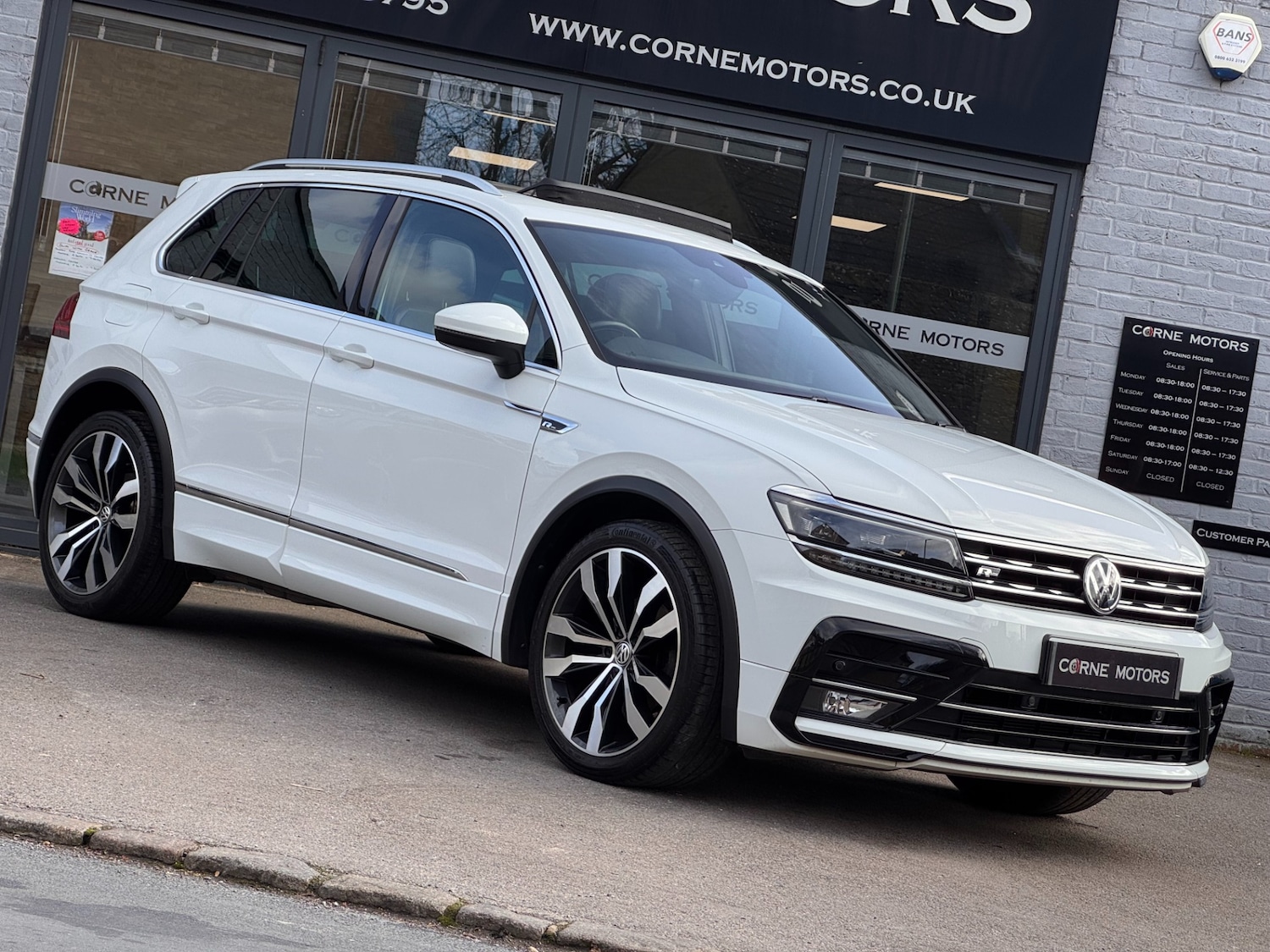 Used Volkswagen Tiguan 2018 for sale - 77735908: Photo 3