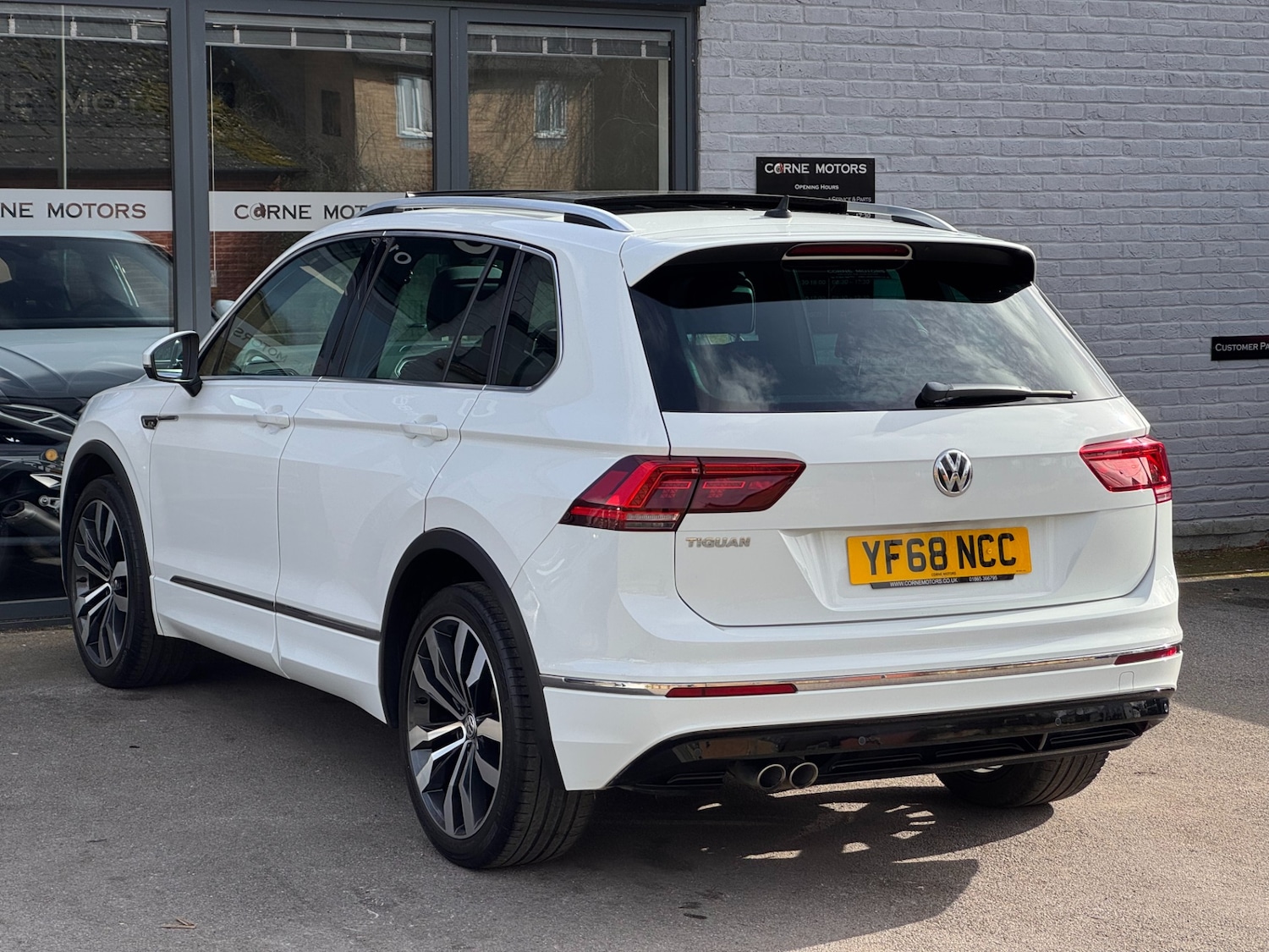 Used Volkswagen Tiguan 2018 for sale - 77735908: Photo 9
