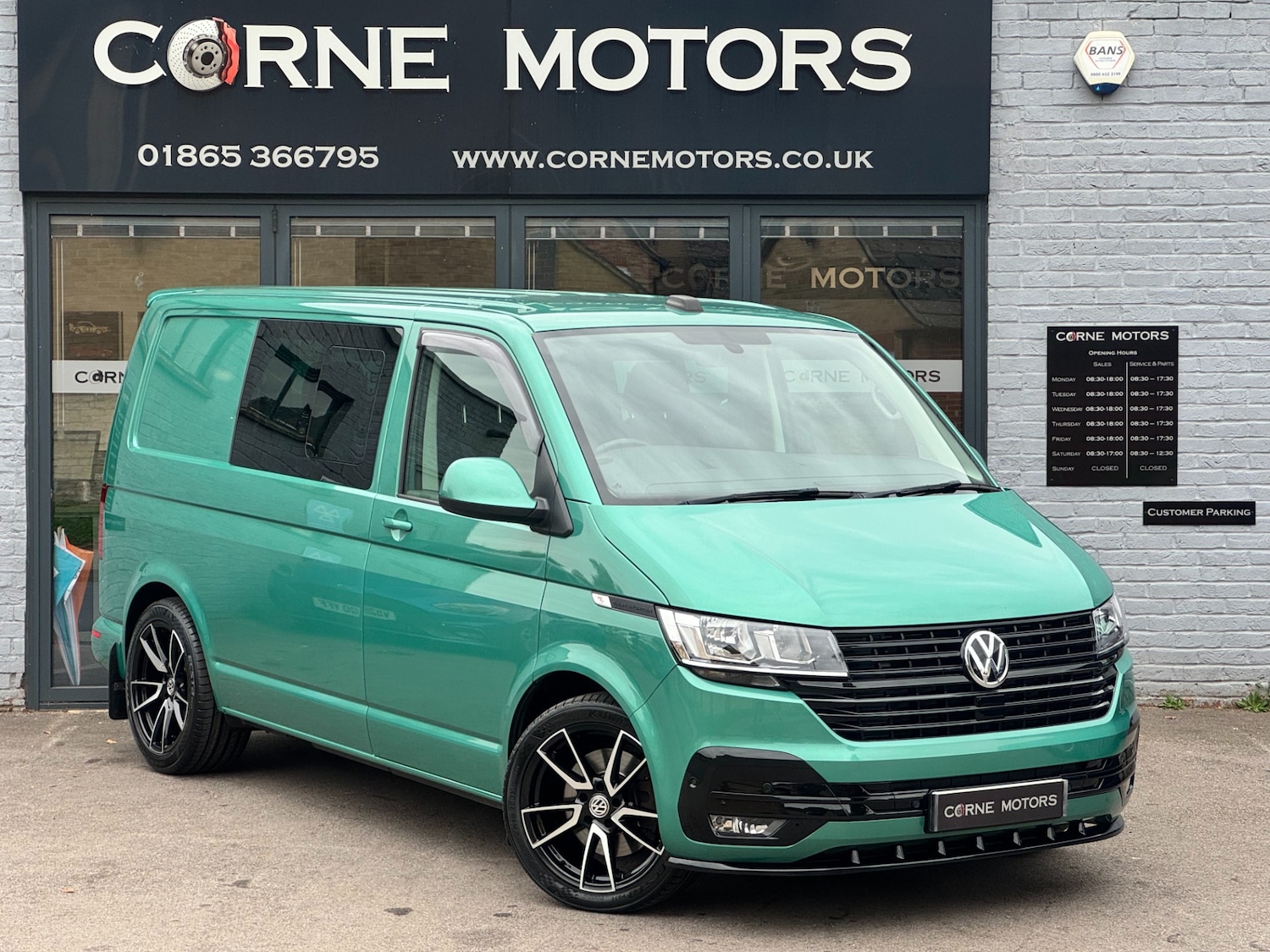 Used Volkswagen Transporter 2021 for sale - 76324989: Photo 1