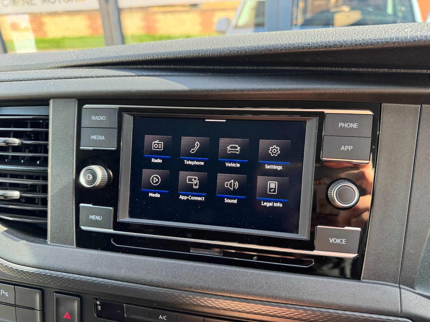 Used Volkswagen Transporter 2023 for sale - 77980855: Photo 18