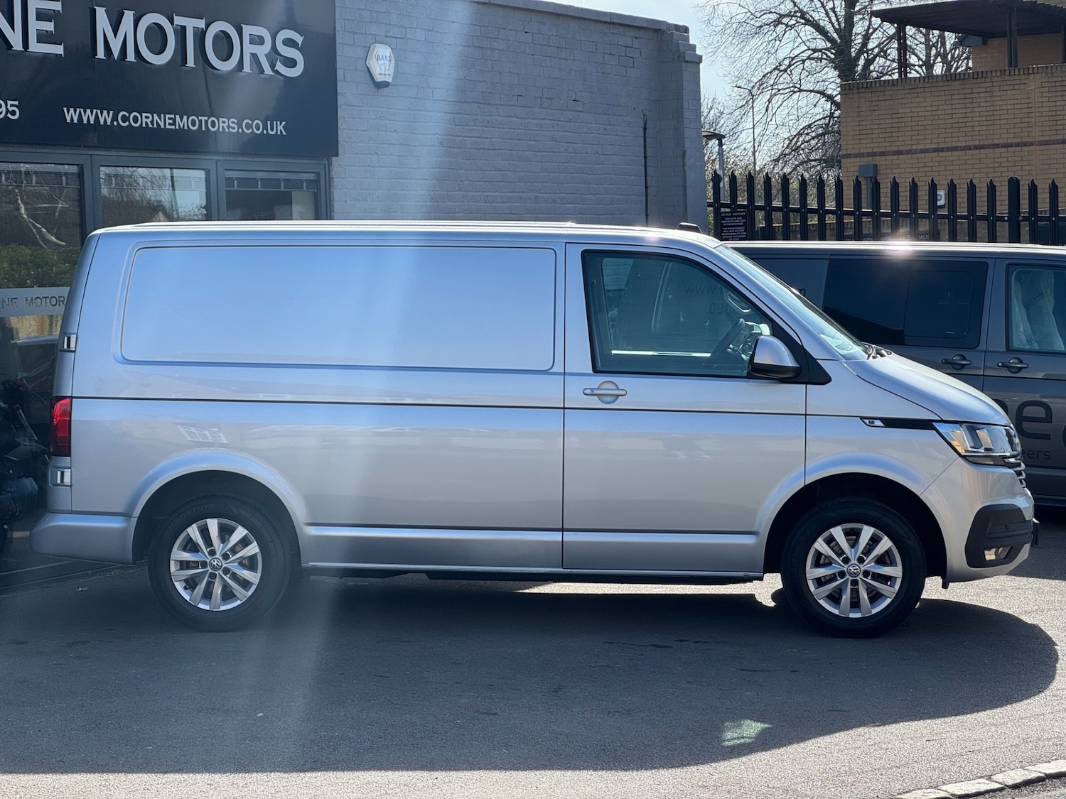 Used Volkswagen Transporter 2023 for sale - 77980855: Photo 6