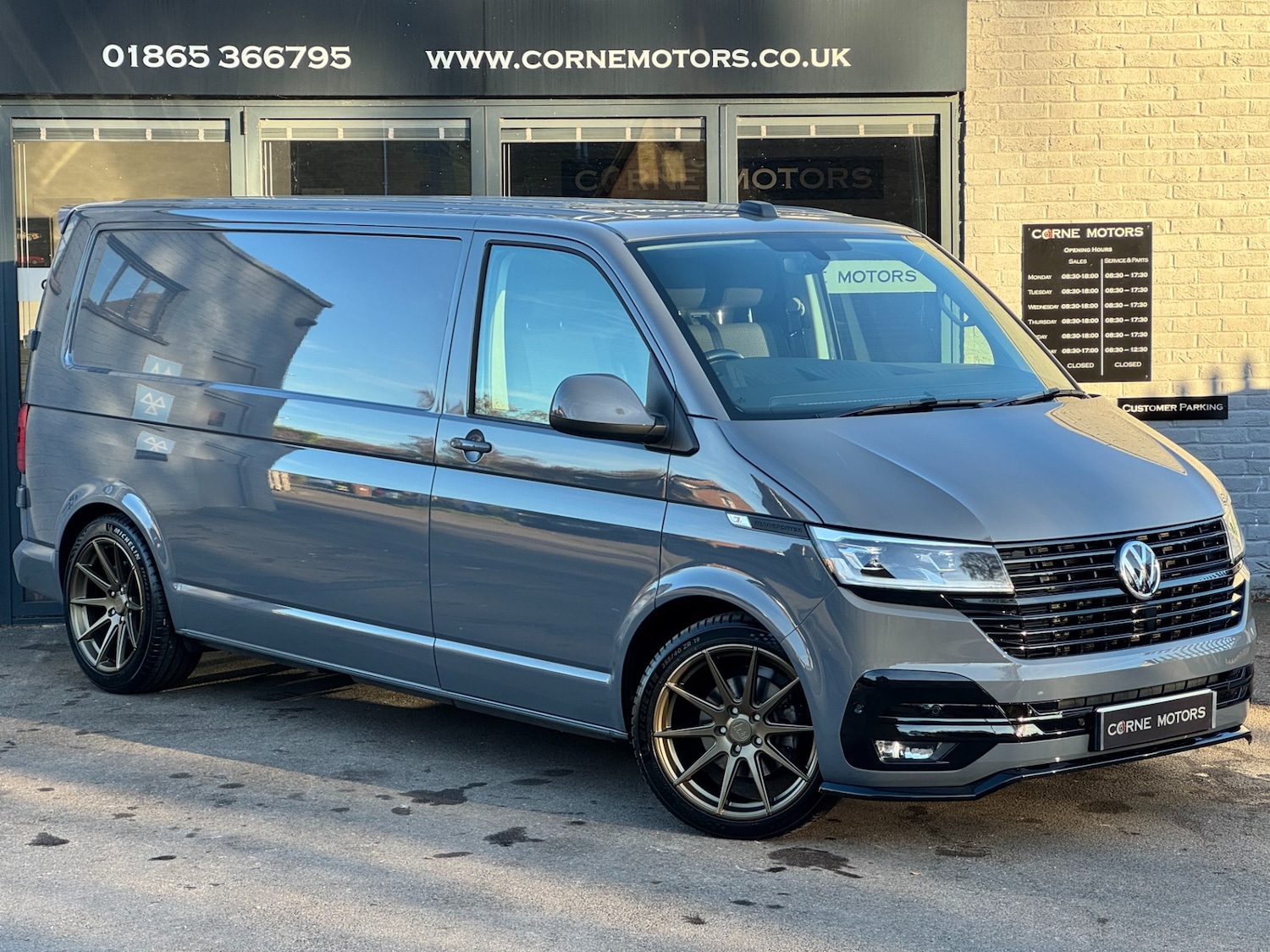 Used Volkswagen Transporter 2024 for sale - 76656468: Photo 2