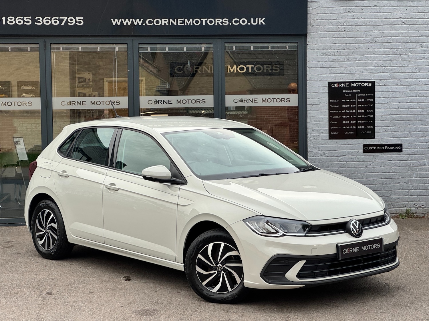 Used Volkswagen Polo 2023 for sale - 76149855: Photo 2