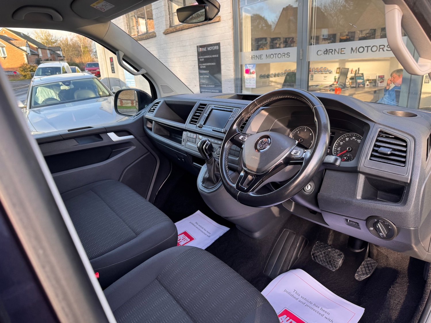 Used Volkswagen Transporter Shuttle 2019 for sale - 77319875: Photo 16