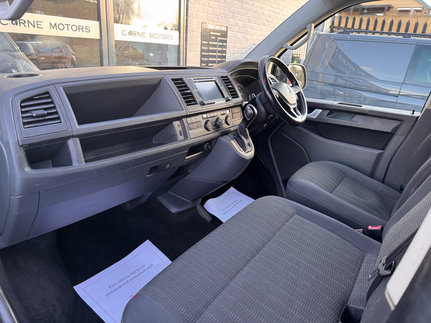 Used Volkswagen Transporter Shuttle 2019 for sale - 77319875: Photo 18