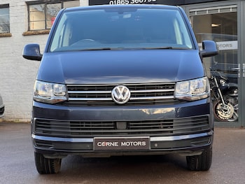Used Volkswagen Transporter Shuttle 2019 for sale - 77319875: Photo