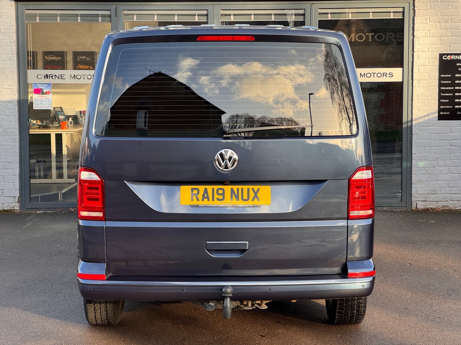 Used Volkswagen Transporter Shuttle 2019 for sale - 77319875: Photo 9