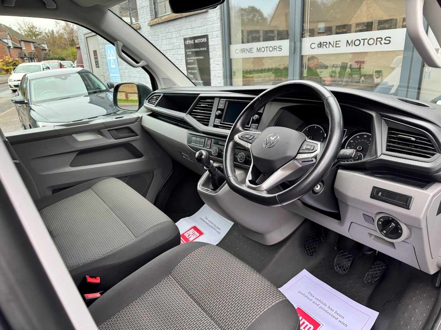 Used Volkswagen Transporter 2024 for sale - 76770256: Photo 16