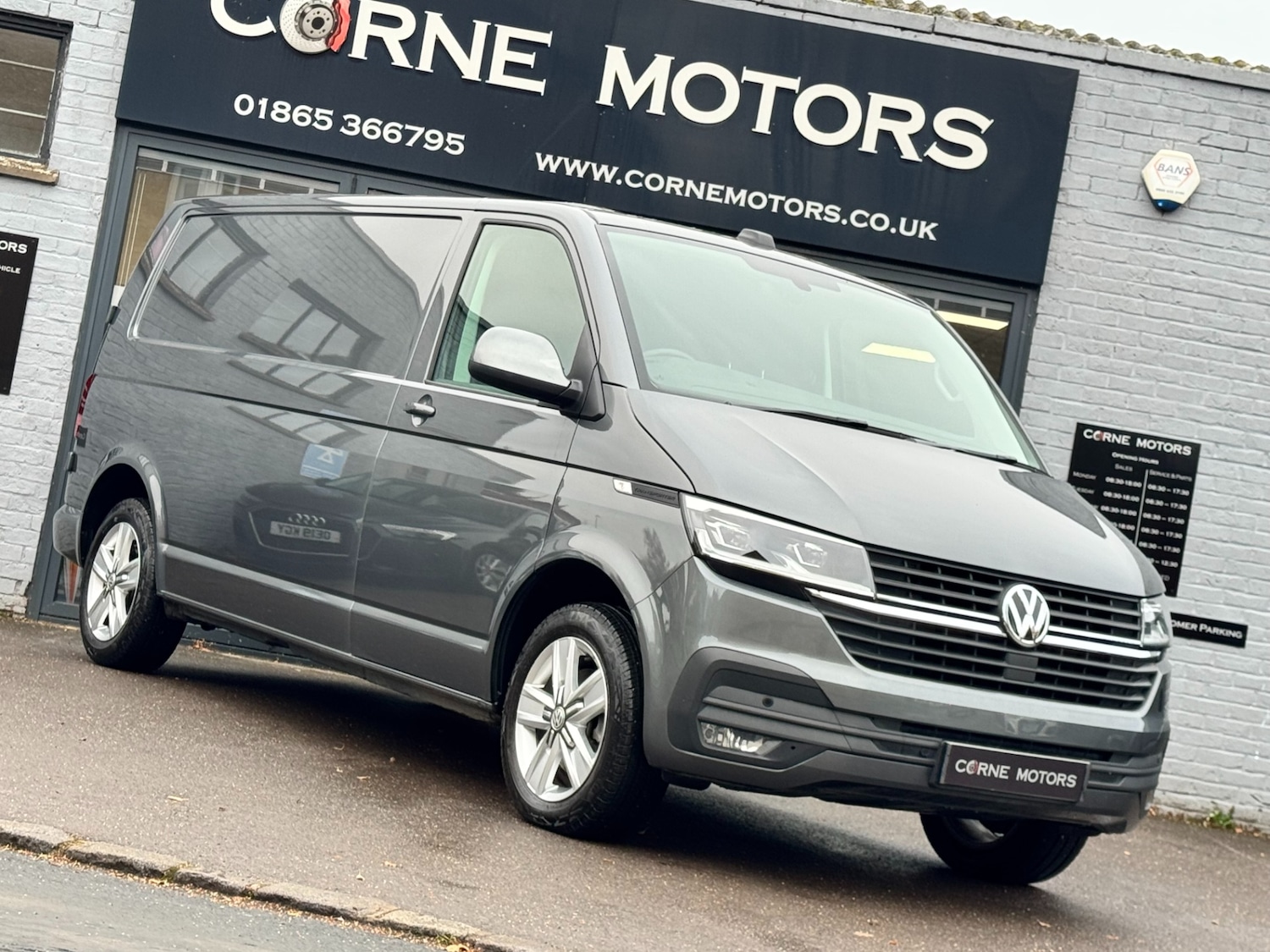 Used Volkswagen Transporter 2024 for sale - 76770256: Photo 8