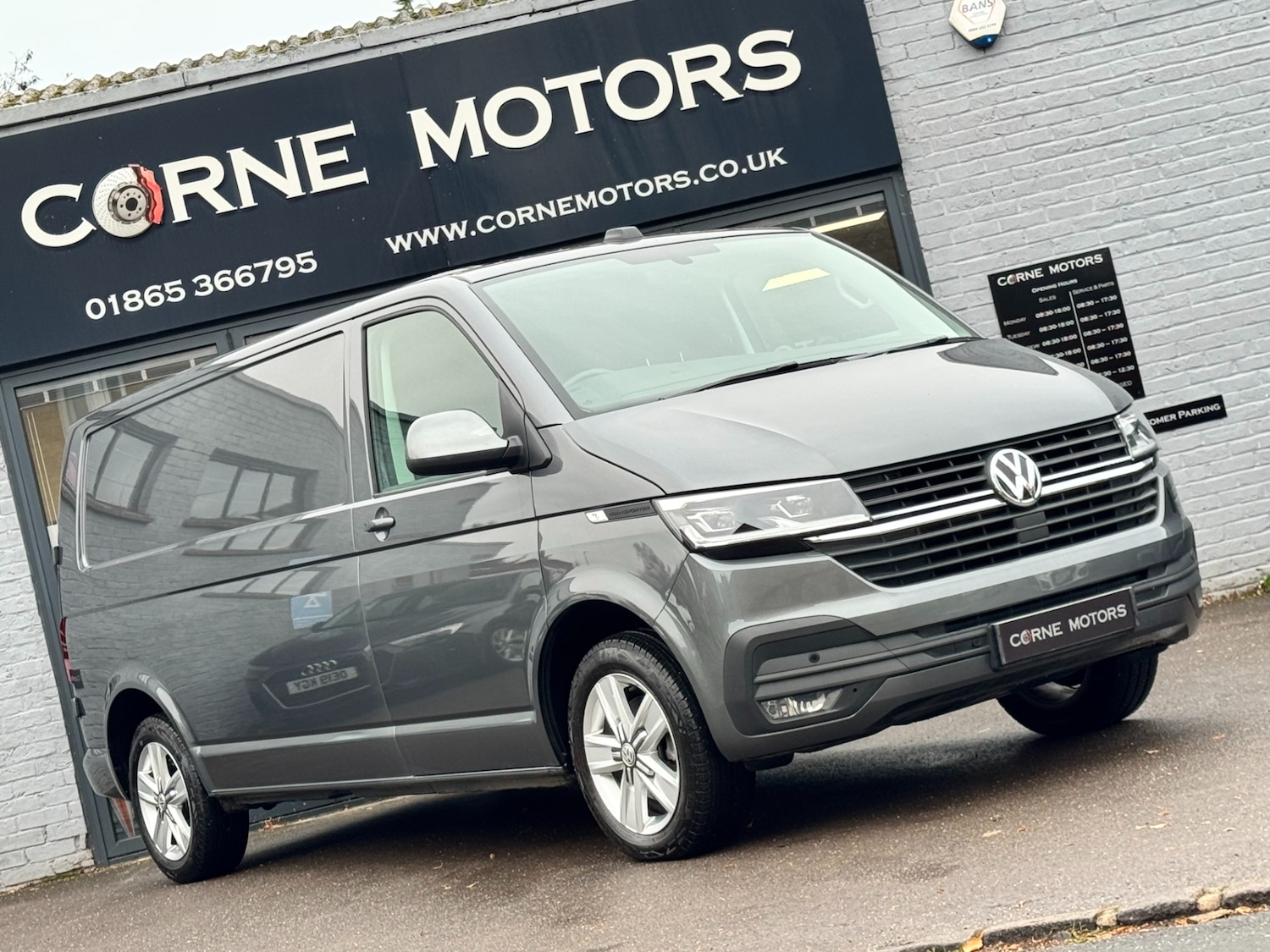 Used Volkswagen Transporter 2024 for sale - 76770256: Photo 9