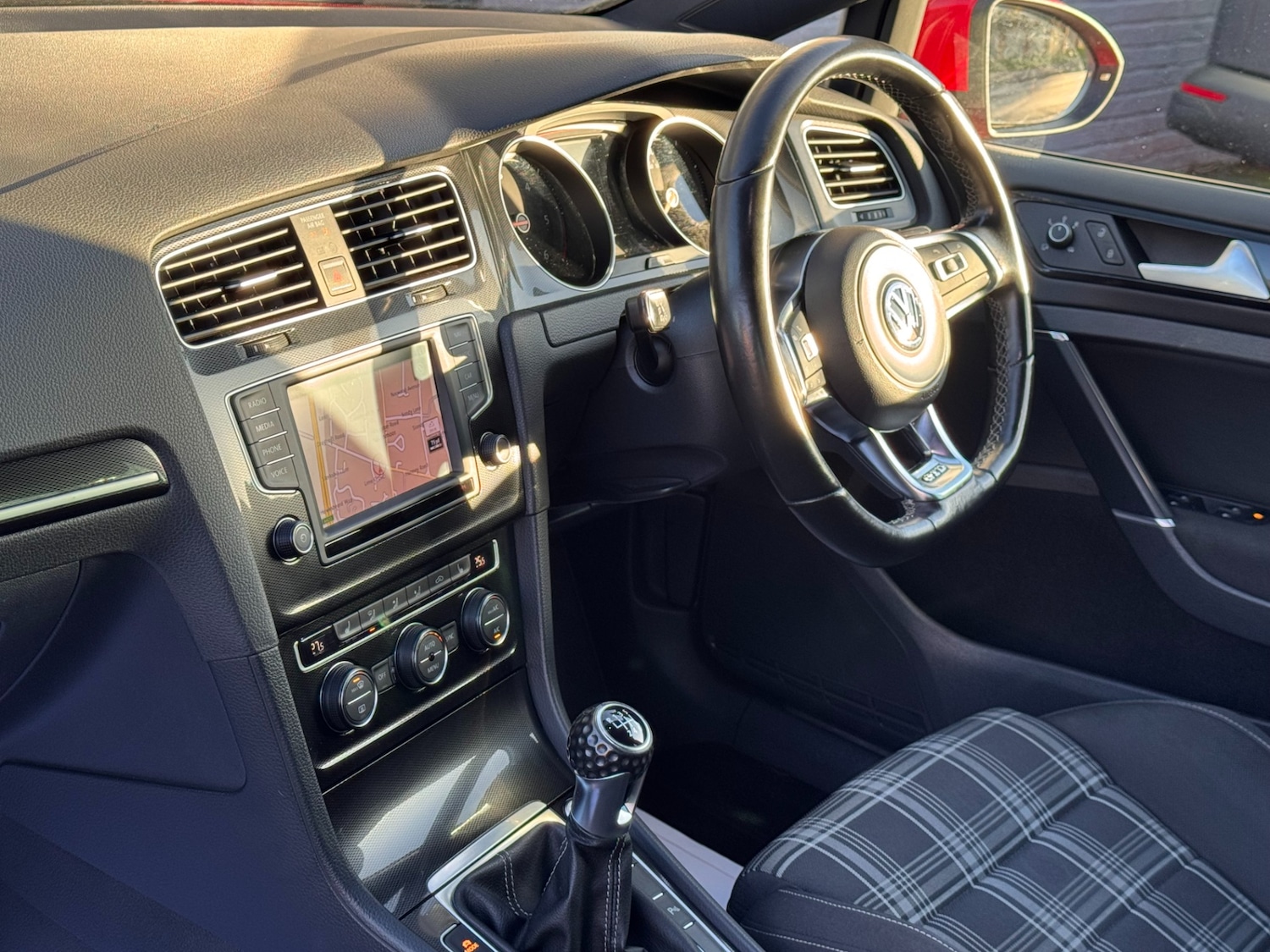 Used Volkswagen Golf 2016 for sale - 77162137: Photo 18