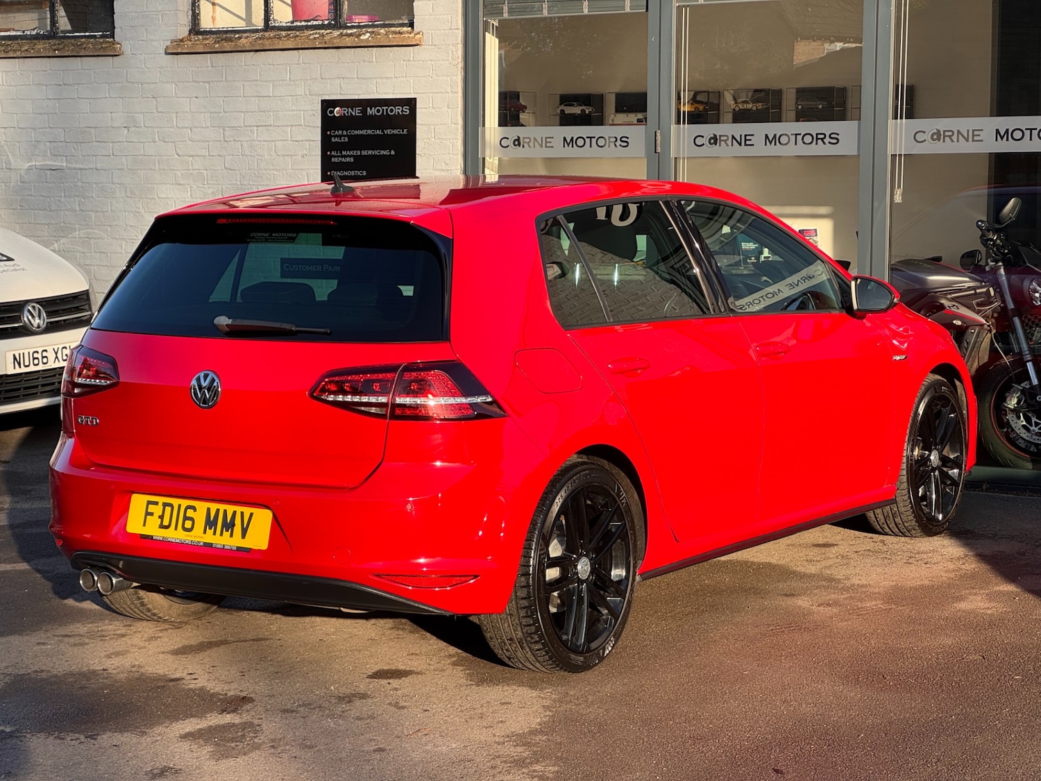 Used Volkswagen Golf 2016 for sale - 77162137: Photo 6