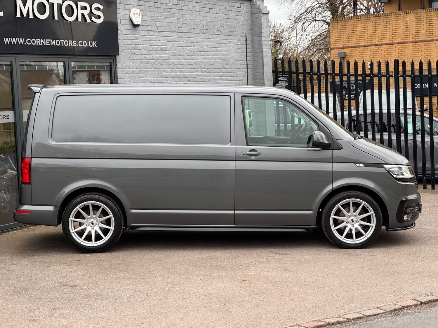 Used Volkswagen Transporter 2022 for sale - 77687611: Photo 6