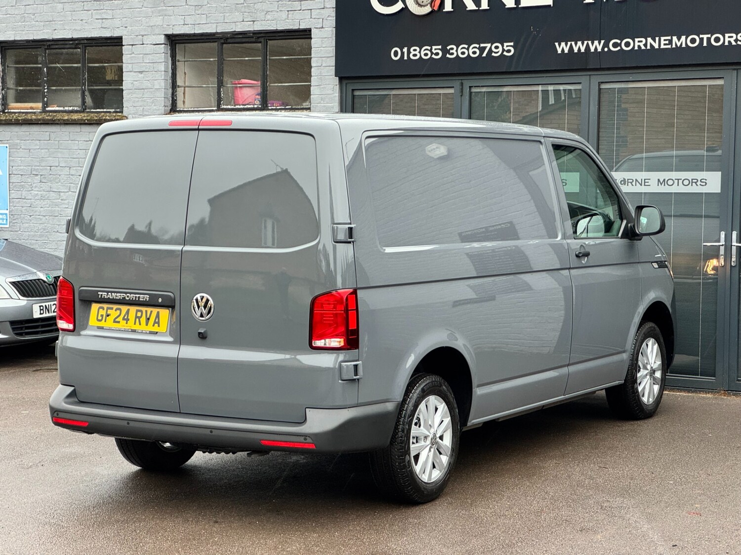 Used Volkswagen Transporter 2024 for sale - 76974591: Photo 11