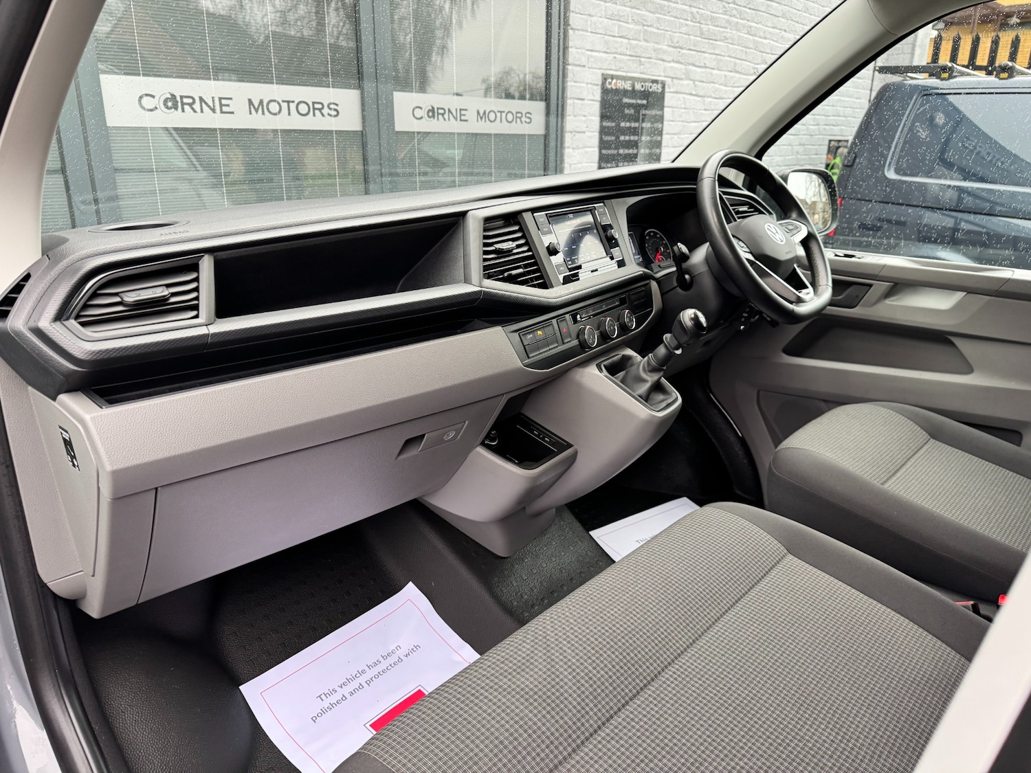 Used Volkswagen Transporter 2024 for sale - 76974591: Photo 16