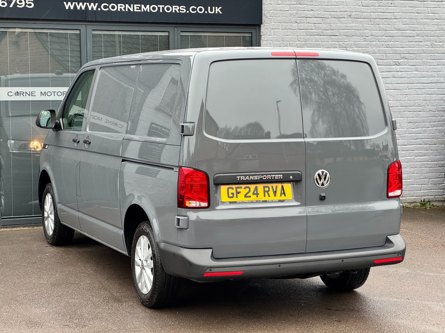 Used Volkswagen Transporter 2024 for sale - 76974591: Photo 5