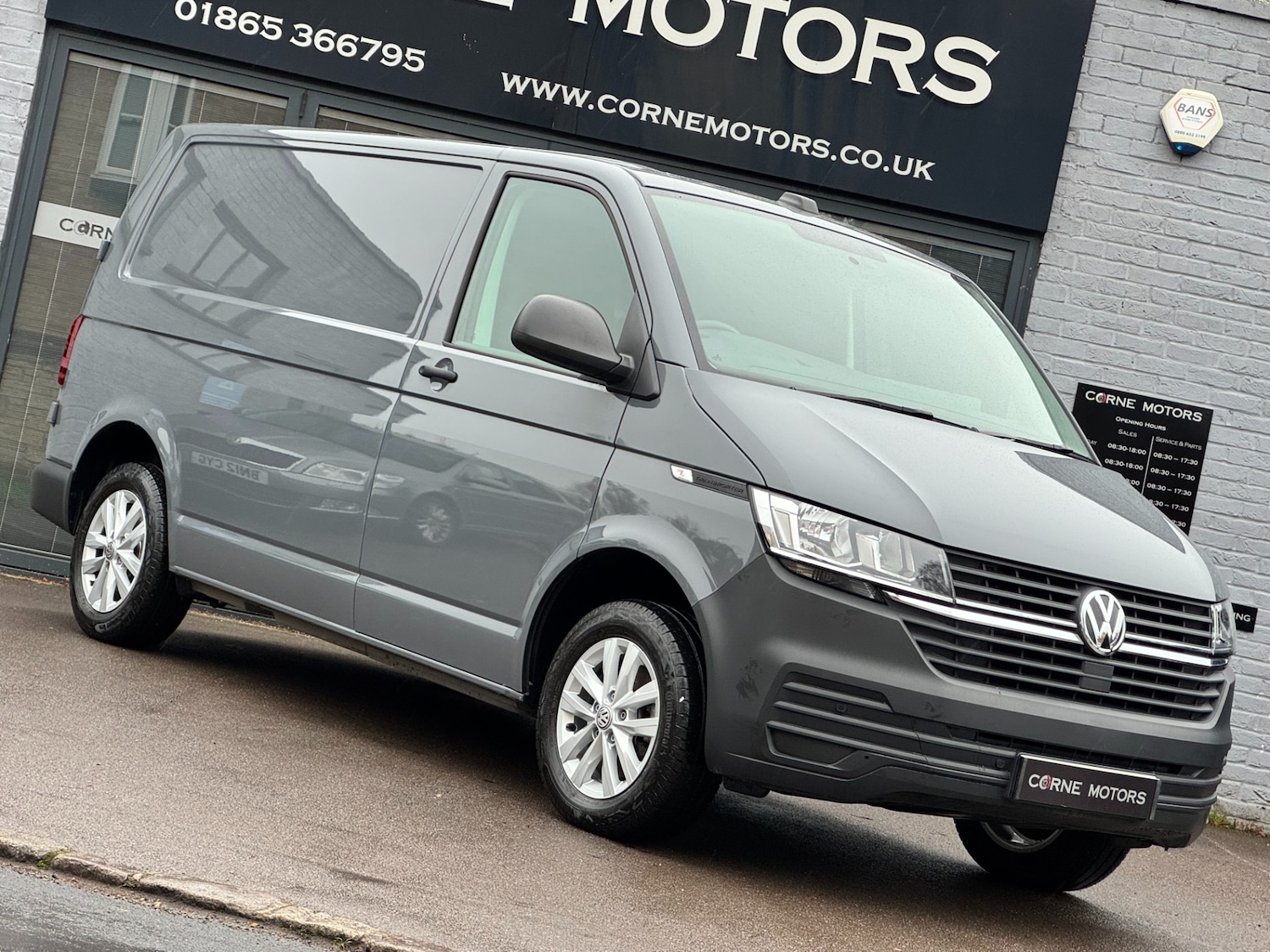 Used Volkswagen Transporter 2024 for sale - 76974591: Photo 7