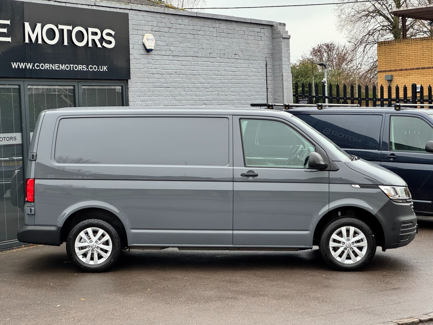 Used Volkswagen Transporter 2024 for sale - 76974591: Photo 8