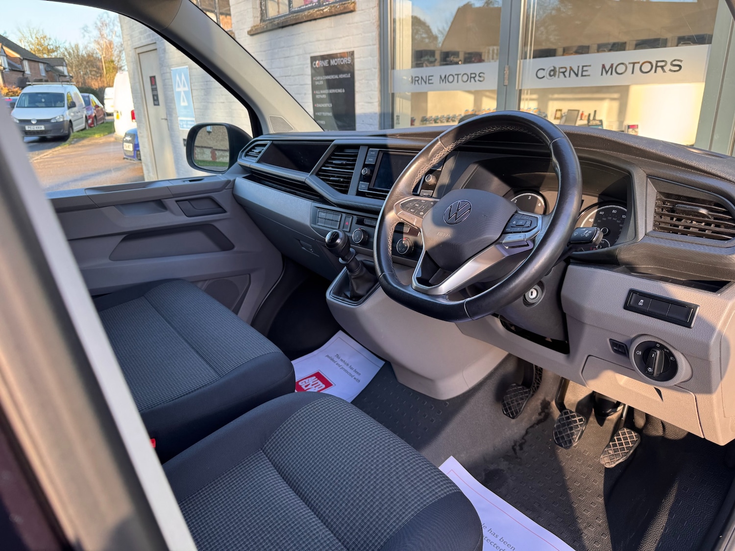 Used Volkswagen Transporter 2023 for sale - 77251476: Photo 14