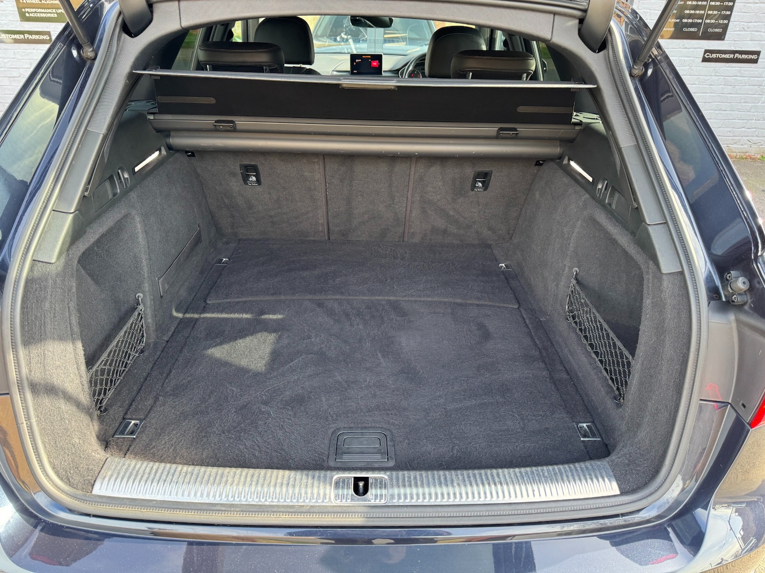 Used Audi A4 Avant 2016 for sale - 77822429: Photo 16