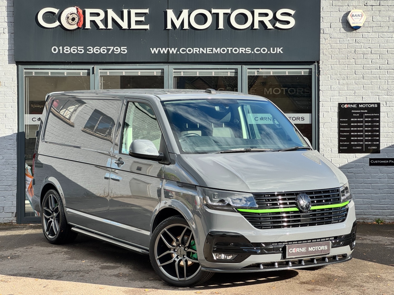 Used Volkswagen Transporter 2021 for sale - 76519666: Photo 1