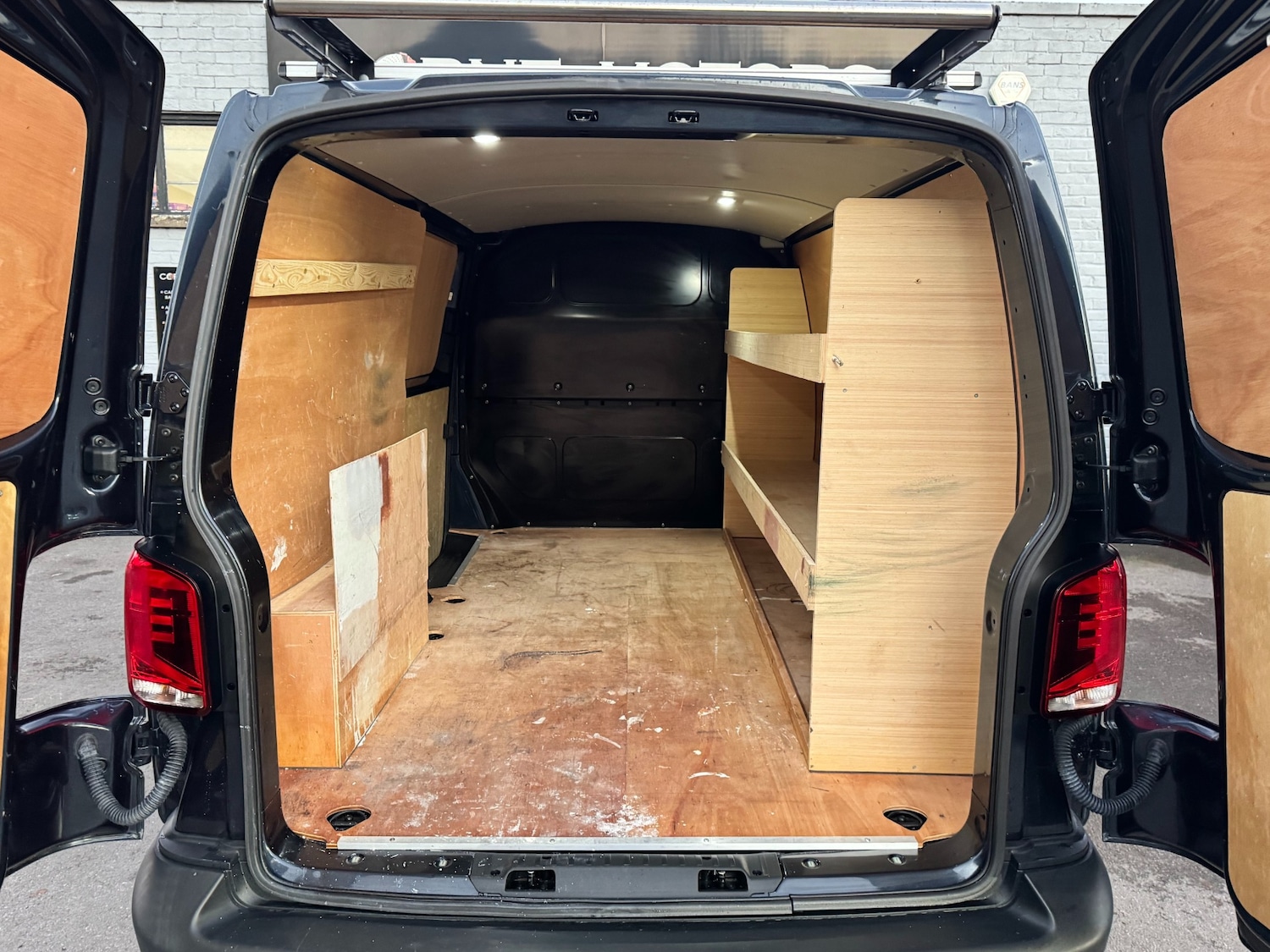 Used Volkswagen Transporter 2023 for sale - 77061883: Photo 23