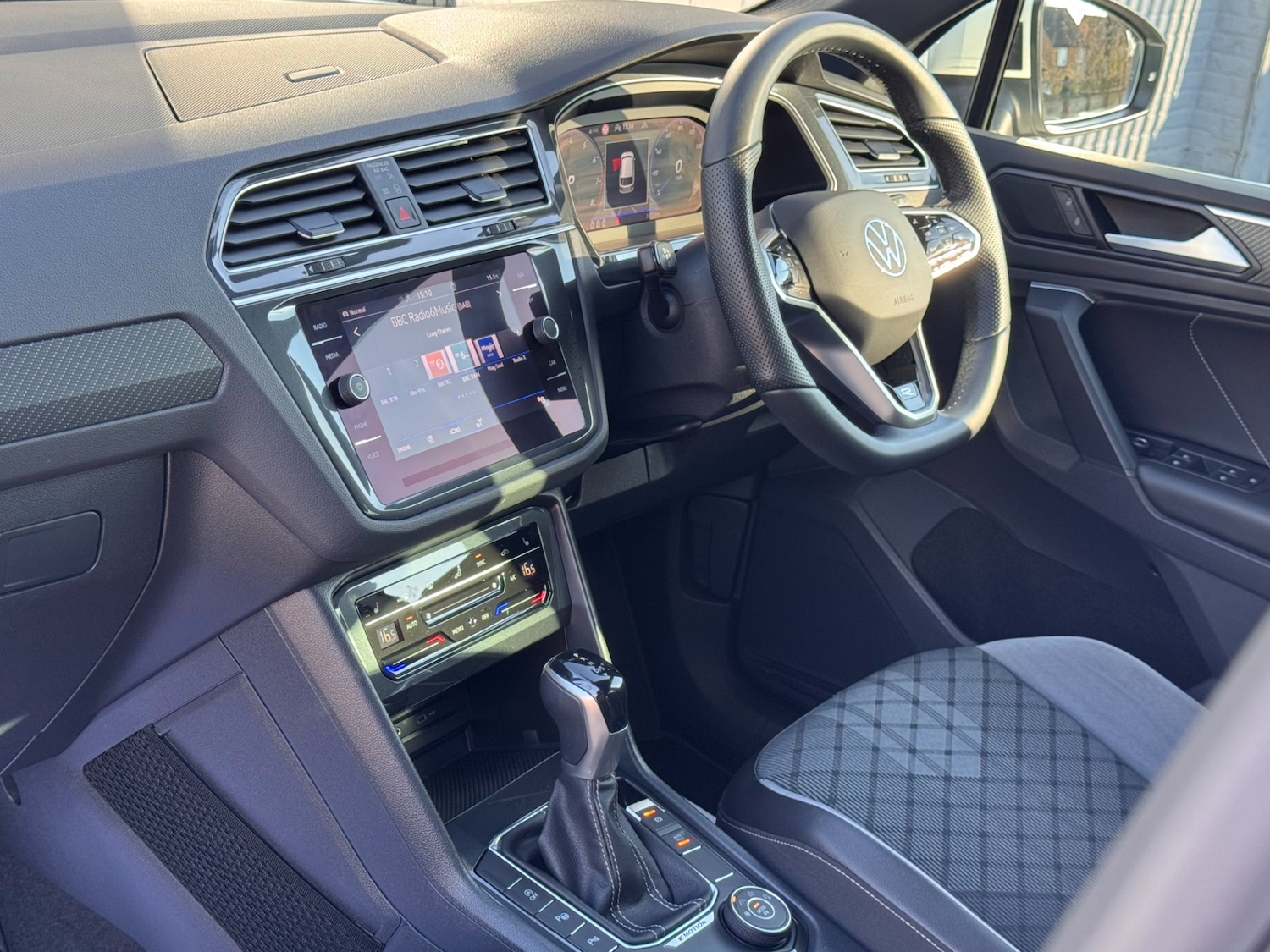 Used Volkswagen Tiguan 2021 for sale - 77736081: Photo 22