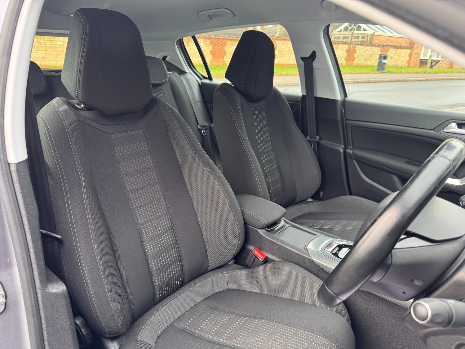 Used Peugeot 308 2017 for sale - 77166178: Photo 13