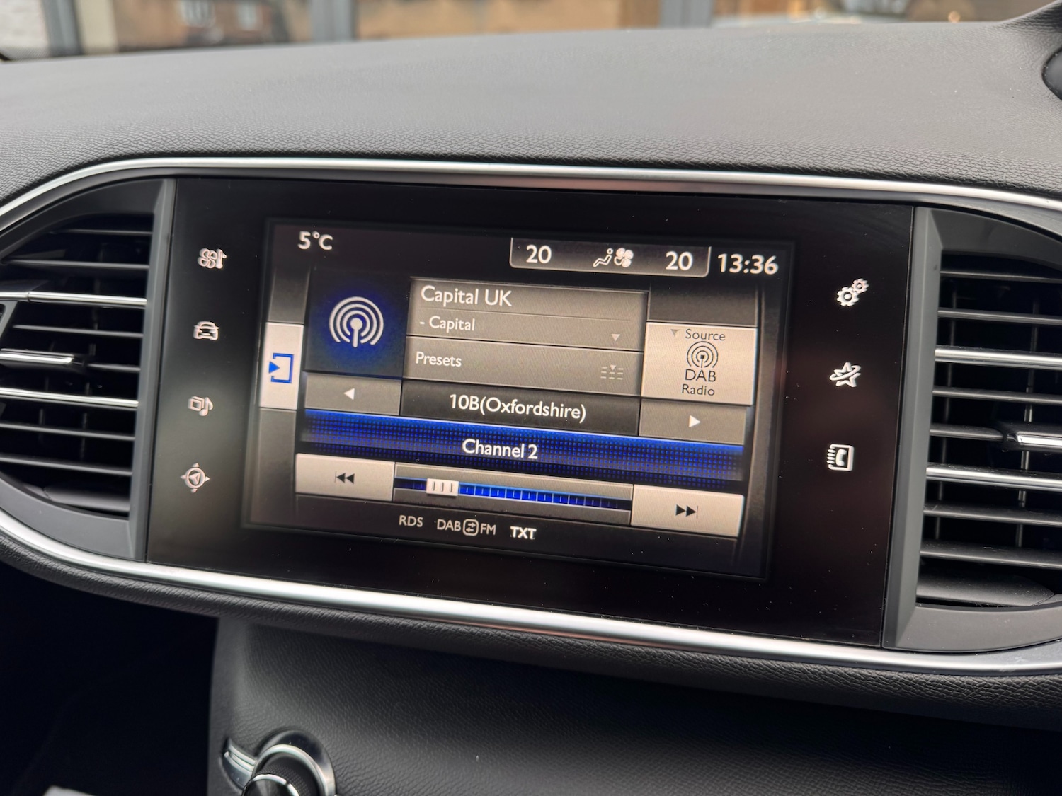 Used Peugeot 308 2017 for sale - 77166178: Photo 20