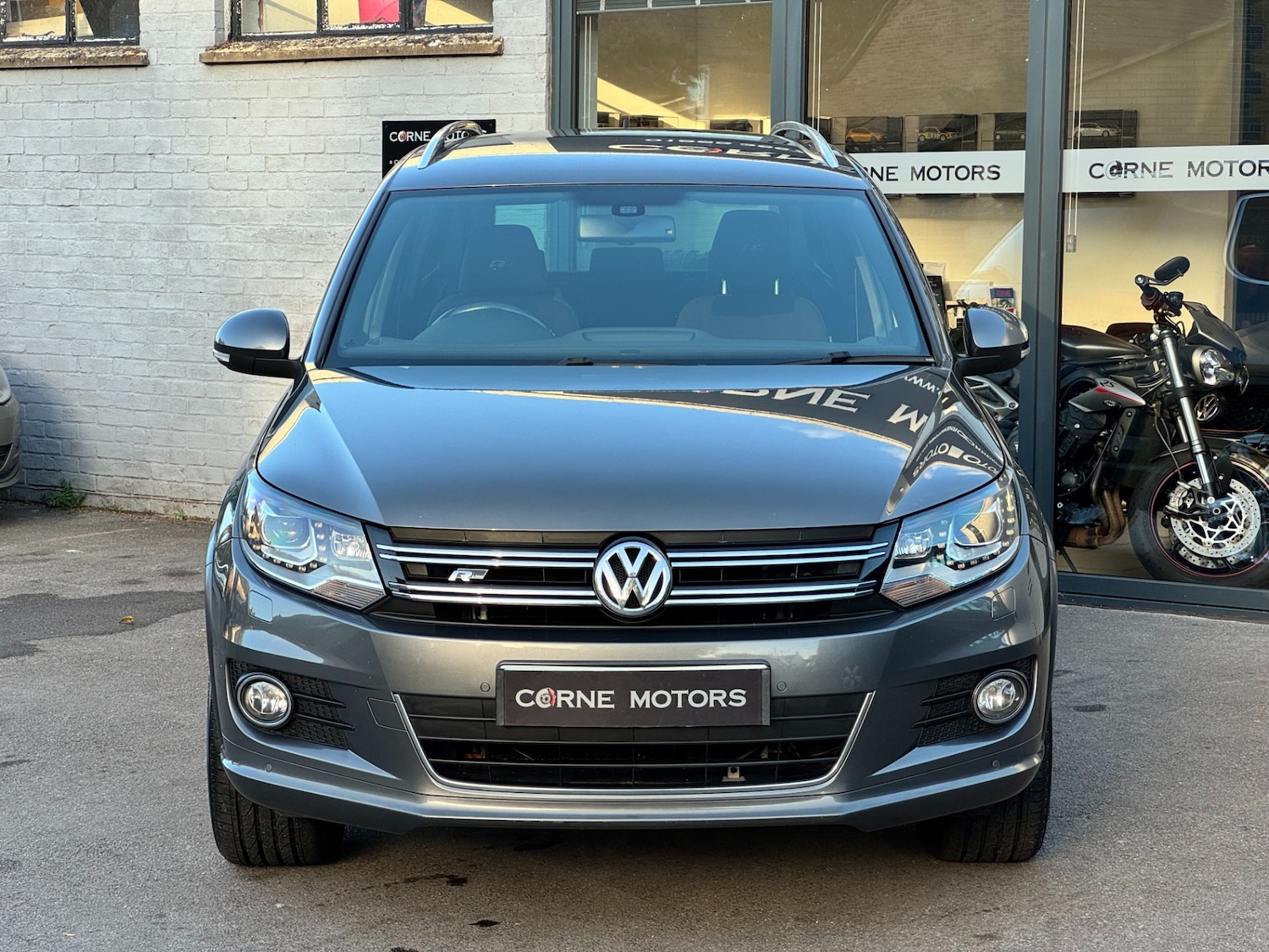 Used Volkswagen Tiguan 2015 for sale - 76281808: Photo 3