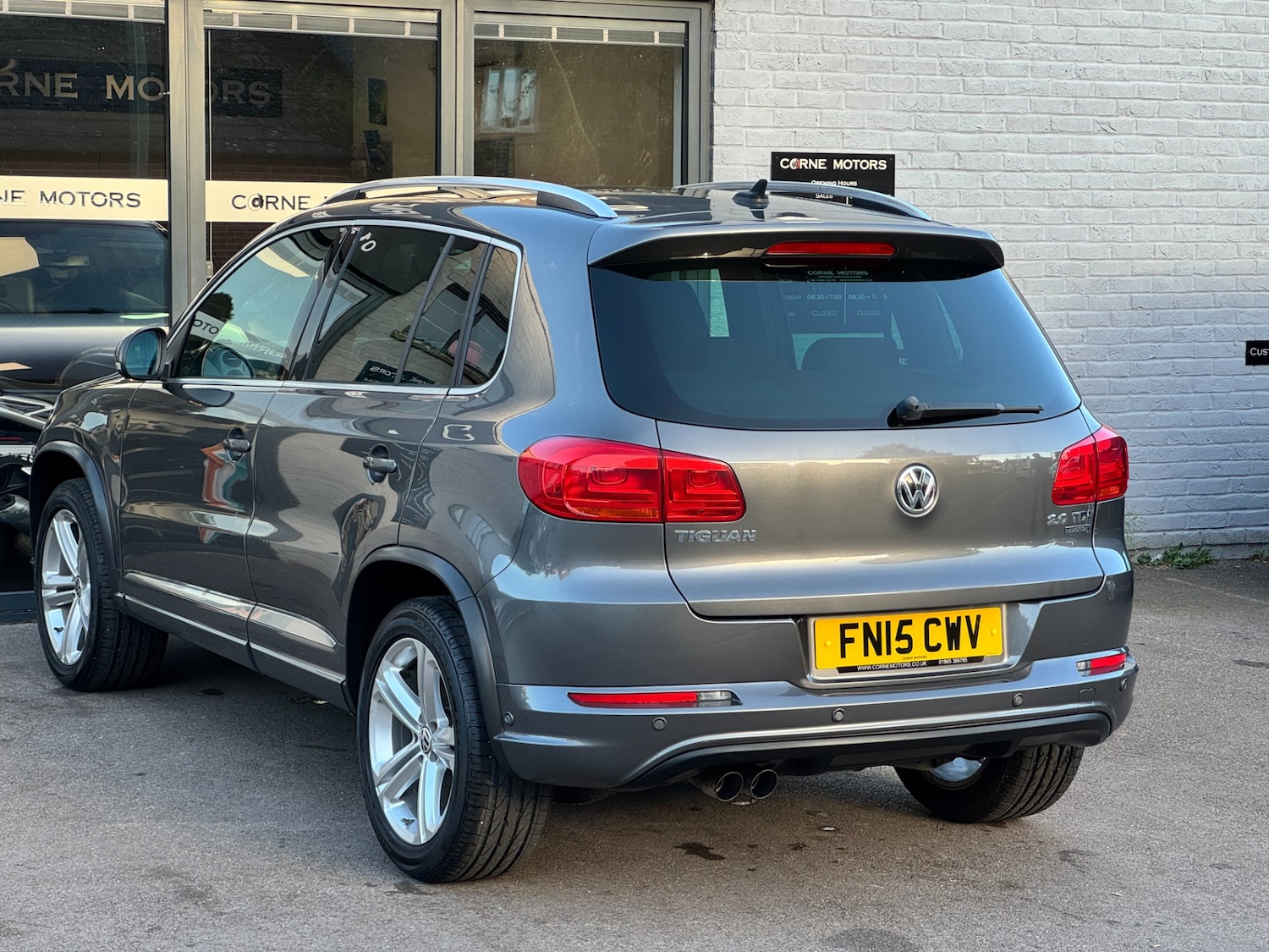 Used Volkswagen Tiguan 2015 for sale - 76281808: Photo 4