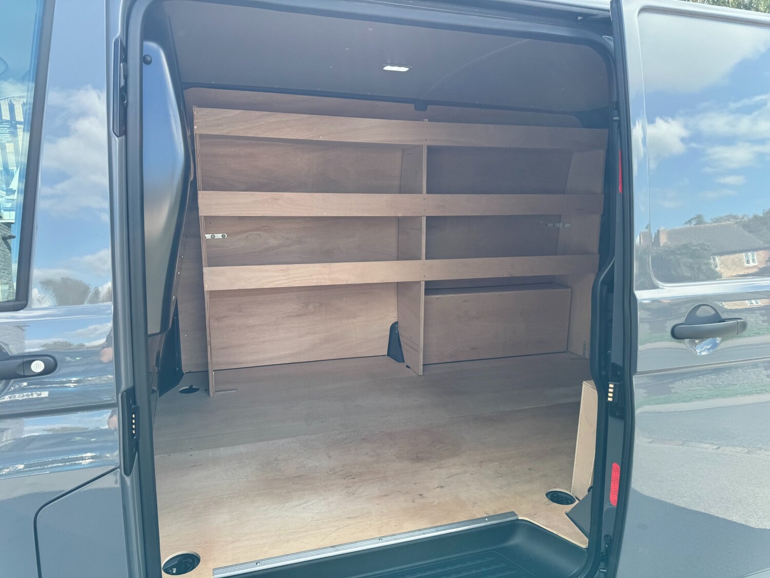 Used Volkswagen Transporter 2024 for sale - 76118050: Photo 13