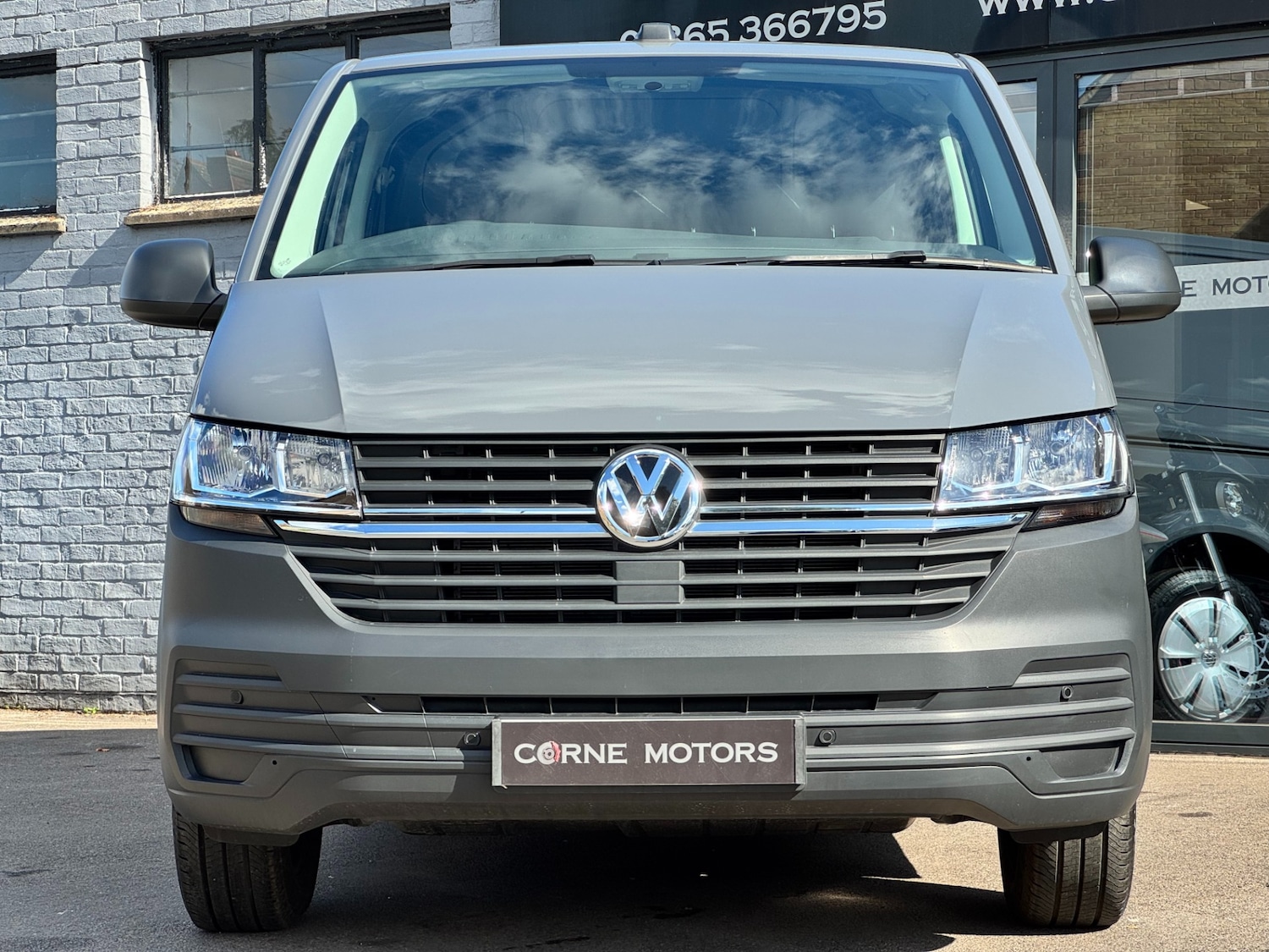 Used Volkswagen Transporter 2024 for sale - 76118050: Photo 4