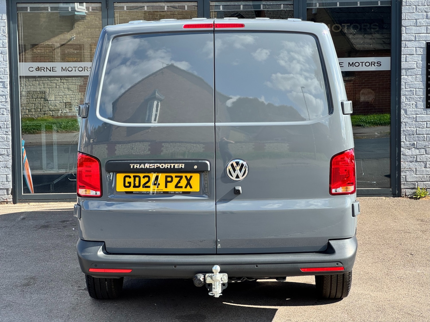 Used Volkswagen Transporter 2024 for sale - 76118050: Photo 6